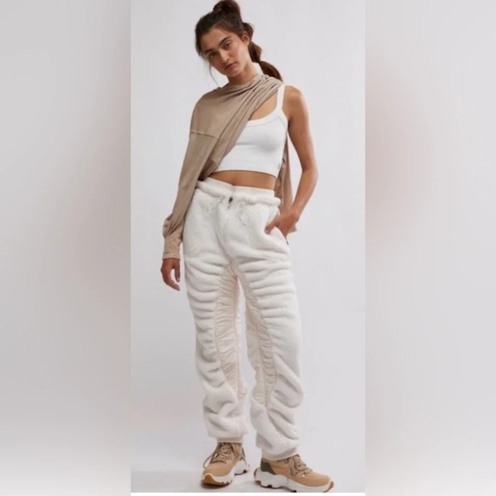 Free people sundown fleece pants NWT XL